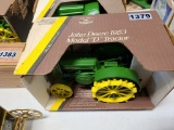 Ertl  Tractor