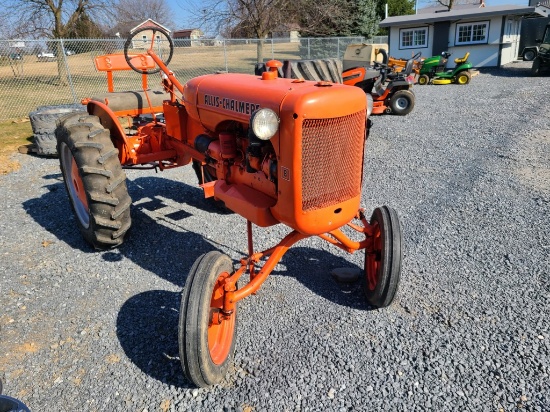Allis Chalmers  B Antique Tractor 'Runs & Operates'