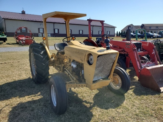 Ford 530A Tractor 'Runs & Operates'