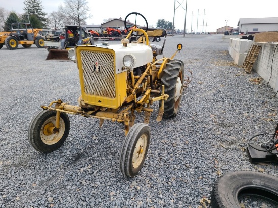 International Cub Antique Tractor 'Runs & Operates'