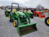 John Deere 3520 Compact Loader Tractor 'Ride & Drive'