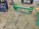 Frontier  Bale Spear