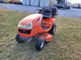 Kubota T1670 Riding Tractor 'Runs & Operates'