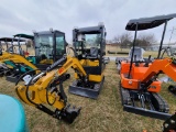 2024 Agrotk QK18RXSC Mini Excavator 'NEW - Broken Windshield'