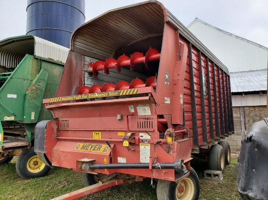 Meyer 4516 Forage Wagon