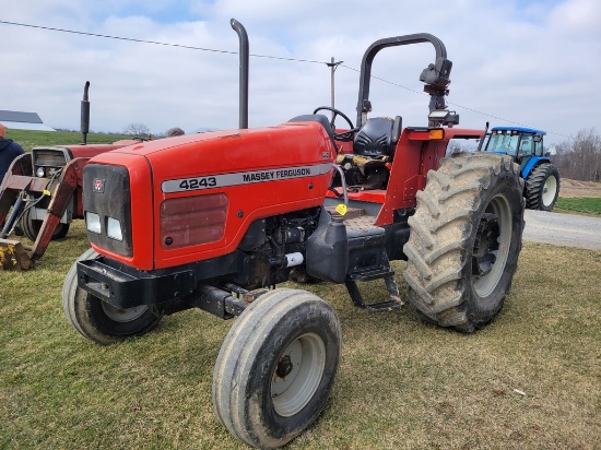 Massey Ferguson 4243 ROPS Tractor 'Runs & Operates'