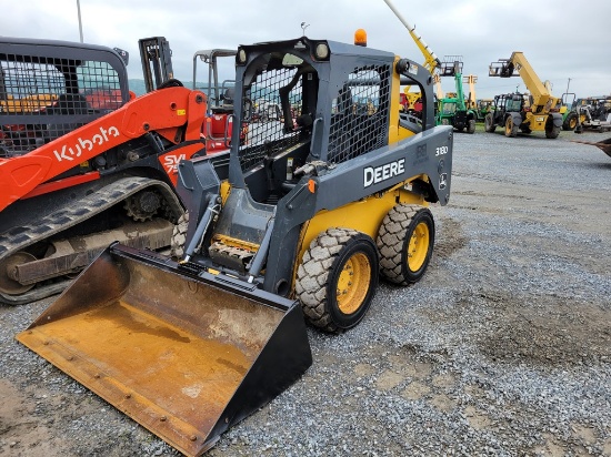 2013 Deere 318D Skid Steer 'Ride & Drive'