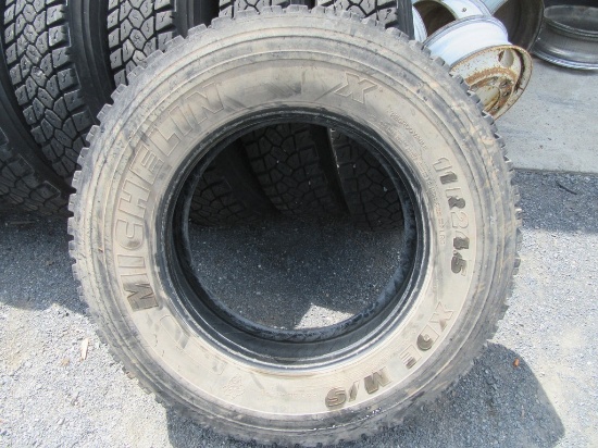 2014 Michelin 11R24.5 XDE Tires