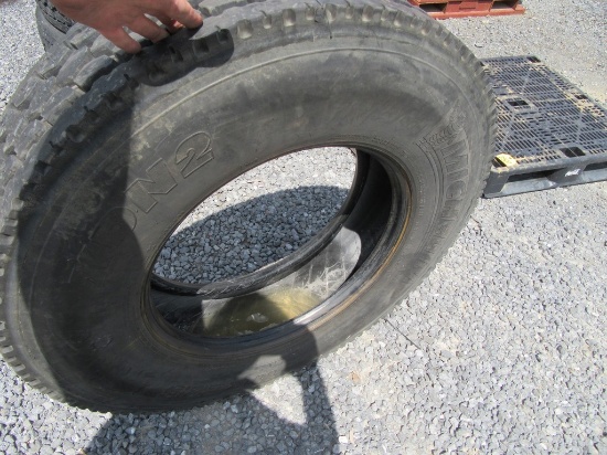 Michelin 11R22.5 Tire