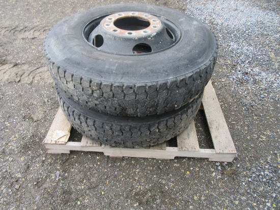 2015 Tires on Wheels 315/80R22.5