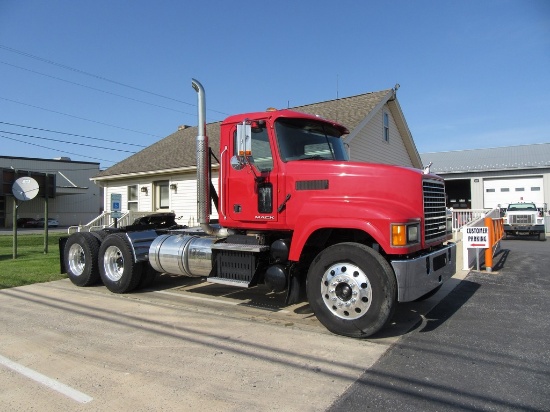 2012 Mack CHU613 Day Cab Truck Tractor