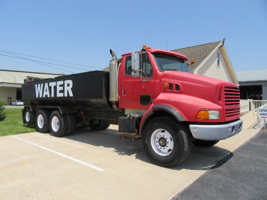 1999 Sterling LT9500 Water Tanker