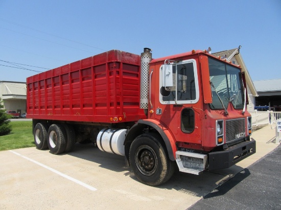 1988 Mack  MR690P Dump Truck (Cabover)