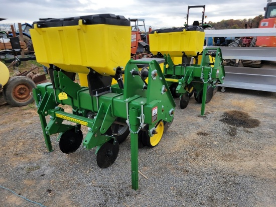 John Deere 7300 Corn Planter 'NEW'