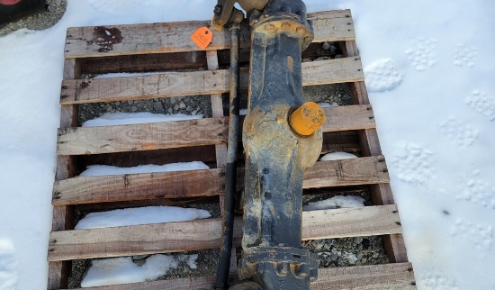 John Deere  Axle