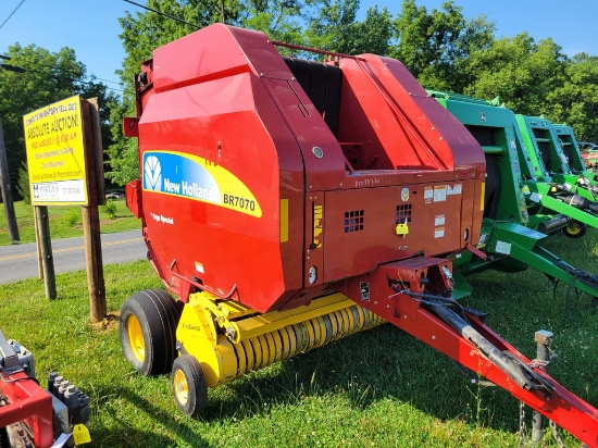 2014 New Holland BR7070 Round Baler 'Monitor in the Office'