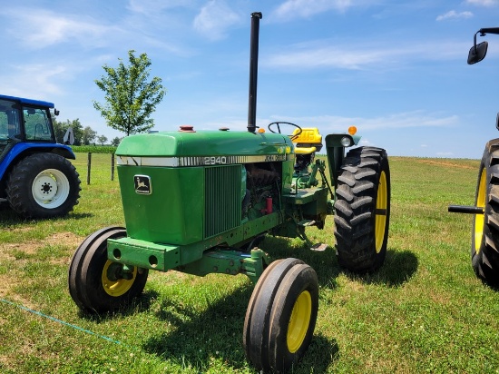 John Deere 2940 Tractor 'Ride & Drive - Drive Train Guarantee'