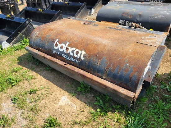 Bobcat Sweeper 72 Sweeper Bucket