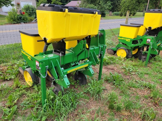 John Deere 7300 Corn Planter 'NEW'