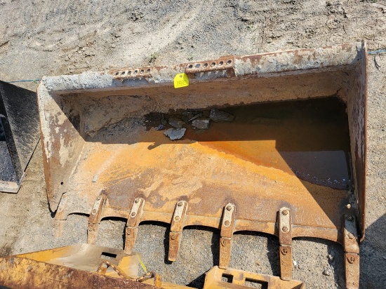 Bobcat Tooth Bucket 'Used'