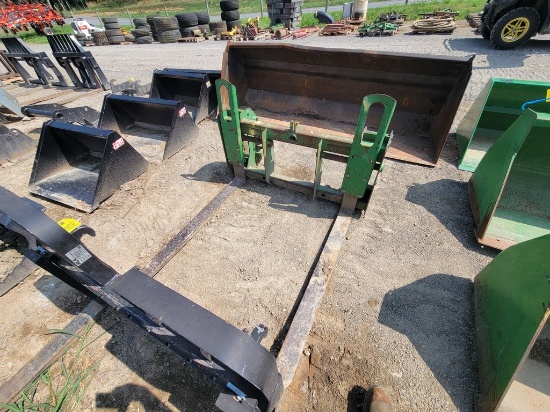 John Deere Pallet Forks