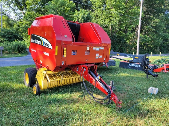 2007 New Holland BR740A Round Baler 'Monitor in the Office'