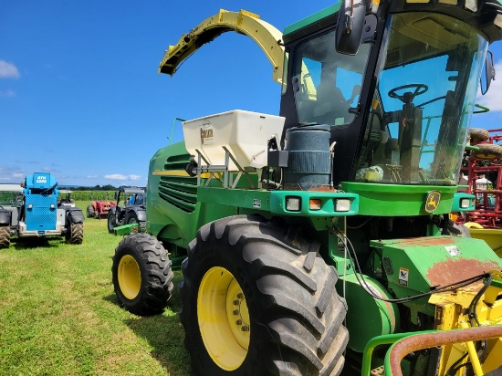 John Deere 7700 Self Propelled Forage Harvester