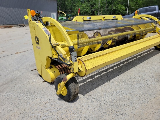 2014 John Deere 645C Grass Head