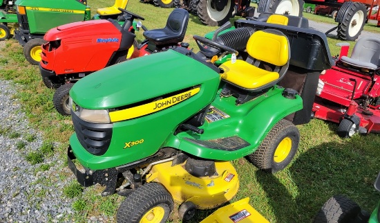 2010 John Deere X300 Riding Tractor 'Ride & Drive - Drive Train Guarantee'