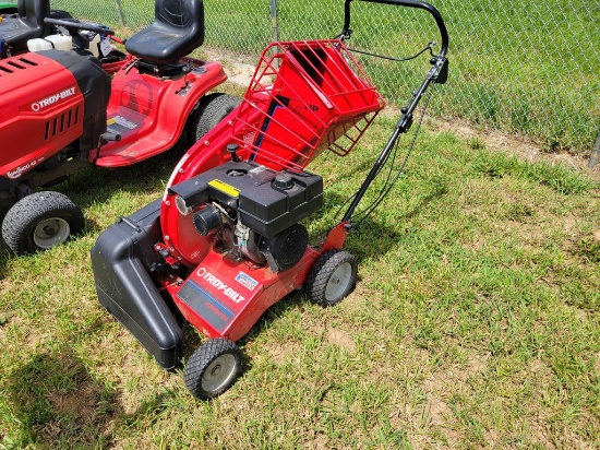 Troybilt Chipper Vac 'AS-IS - For Parts or Repair'