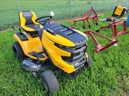 2022 Cub Cadet LT42 XT1 Riding Tractor 'AS-IS - For Parts or Repair'