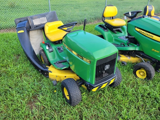 John Deere LT165 Riding Tractor 'AS-IS - For Parts or Repair'