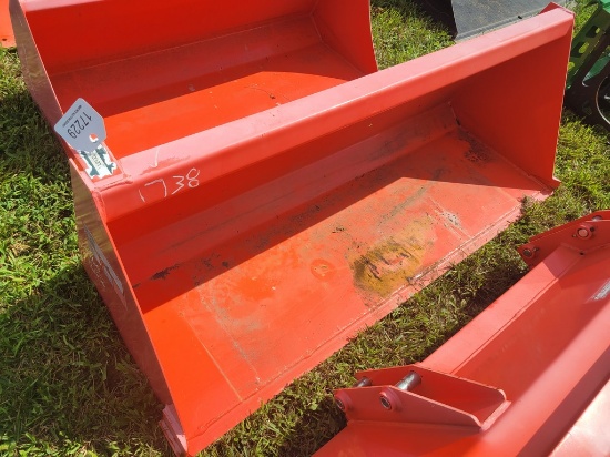 Kubota B1626 Pin On Bucket