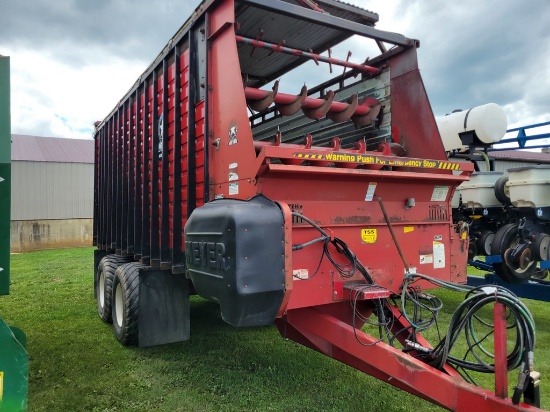 Meyer 6200 Forage Cart
