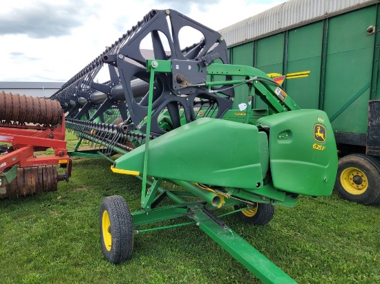 John Deere 625F Grain Platform