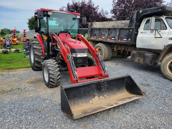 2010 Case IH Farmall DX60 Cab Loader Tractor 'Ride & Drive - Drive Train Guarantee'