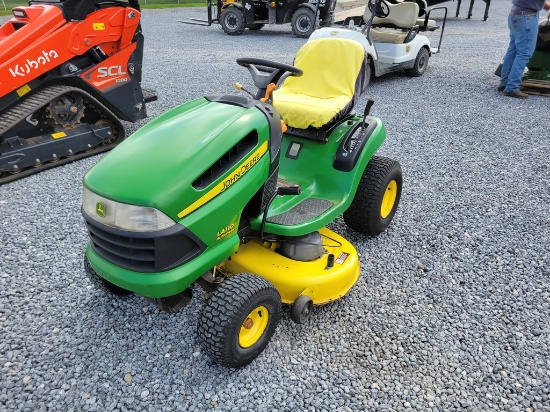 2007 John Deere LA110 Riding Tractor 'Ride & Drive - Drive Train Guarantee'