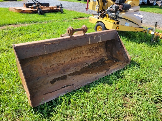 Excavator Mount Bucket