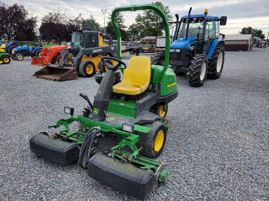 2009 John Deere 2500B Golf Course Mower 'Ride & Drive - Drive Train Guarantee'