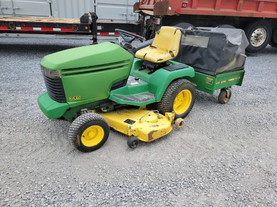 John Deere 345 Riding Tractor with Bagger Cart