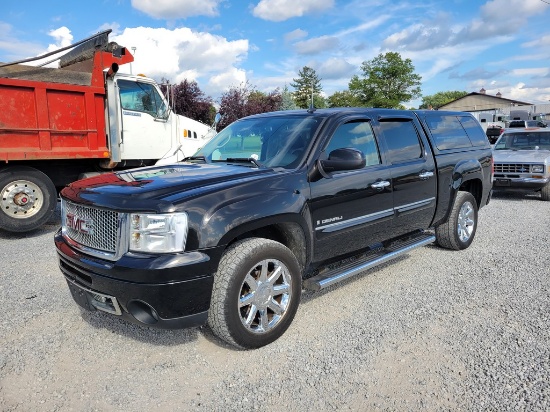 2008 GMC Sierra 1500 Denali Pickup 'Title Coming'
