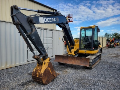 2013 Deere 85D Midi Excavator 'Elite Ride & Drive - Drive Train Guarantee'