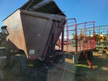Richardton 700 Side Dump Wagon