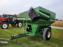 EZ Trail 510 Grain Cart