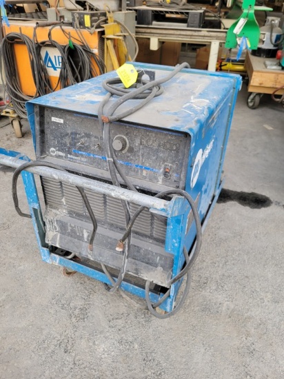 Miller 903392 Welder