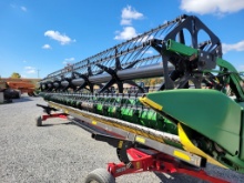 John Deere 630F Grain Platform