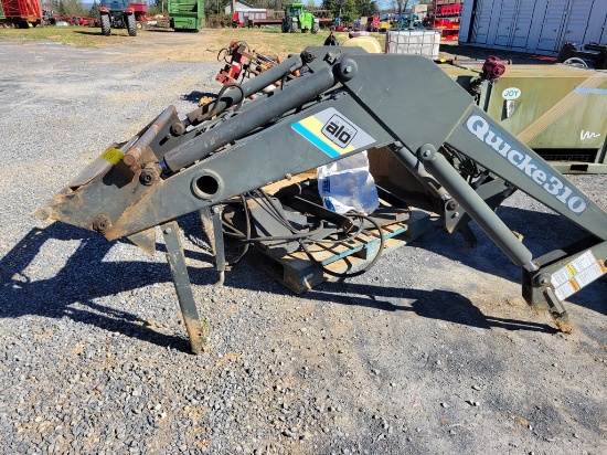 Quickie 310 Loader