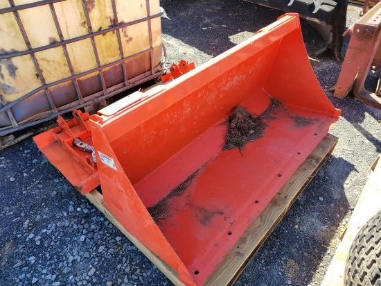 Kubota BX2448 Bucket