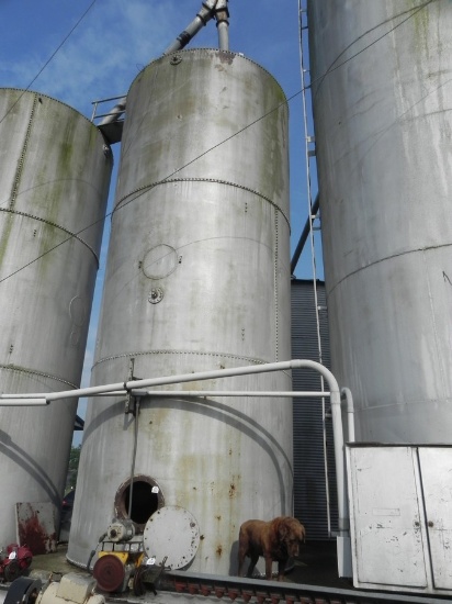 Metal Grain Tank