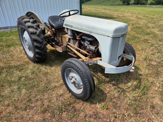 1953 Ferguson TO30 Tractor 'Ride & Drive'